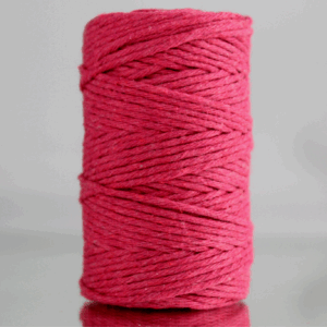 Sznurek bawełniany skręcany MALINOWY 60m 2mm