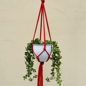 Kwietnik wiszący makrama ze sznurka boho CZERWONY