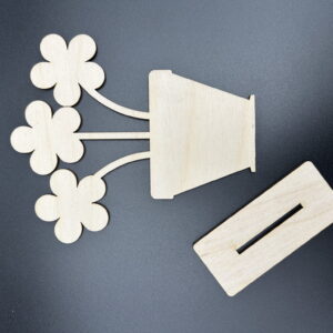 Drewniany kwiatek kwiatki w doniczce prezent dekor