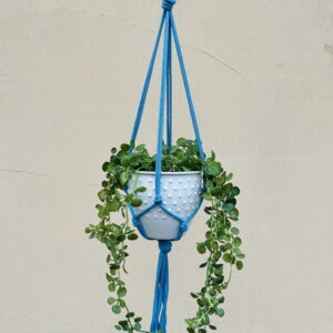 Kwietnik wiszący makrama ze sznurka boho NIEBIESKI