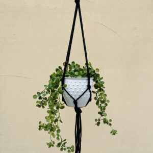 Kwietnik wiszący makrama ze sznurka boho CZARNY