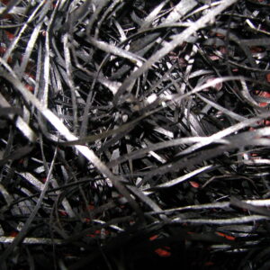 Wełna drzewna czarna sianko wiórki wypełniacz wypełnienie do pudełek 100g