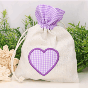 Woreczek jutowy z fioletowym sercem 1szt.