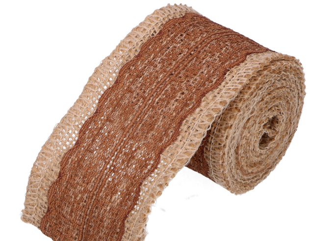 Jutowa wstążka z koronką brąz 6cm 2m 1 Zakręcone Sznurki Jutowa wstążka z koronką brąz 6cm 2m